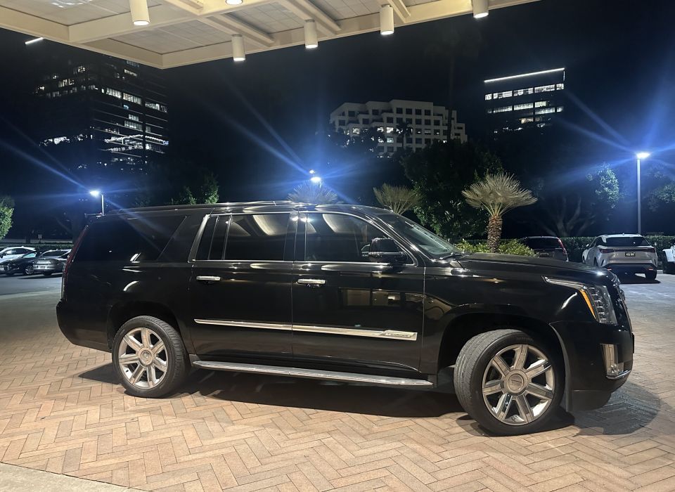 Ontario Car & Sedan Service – Executive Travel Guide