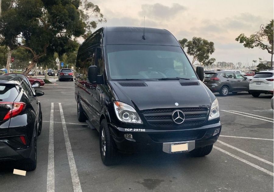 Top 7 Reasons to Book Ontario Airport to Disneyland Transportation | Magical & Easy