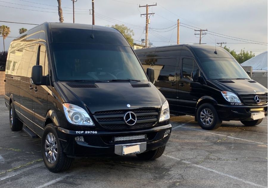 Top 8 Ontario Airport Private Car Service Benefits | Hassle‑Free & Reliable