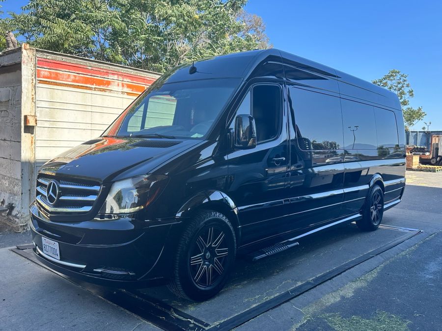 Ontario Executive Airport Car Service