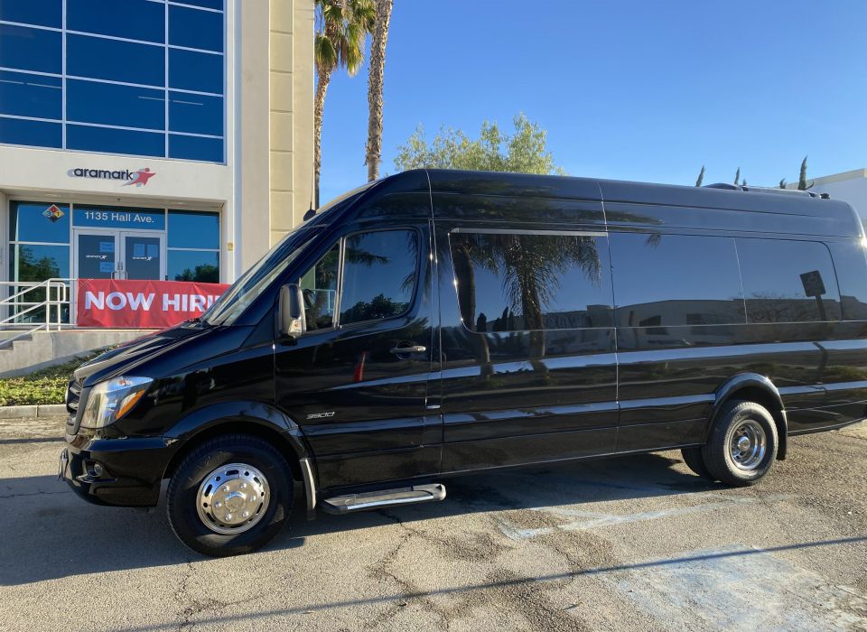 Executive Car Services ROI Ground Transportation: 8 Smart Benefits